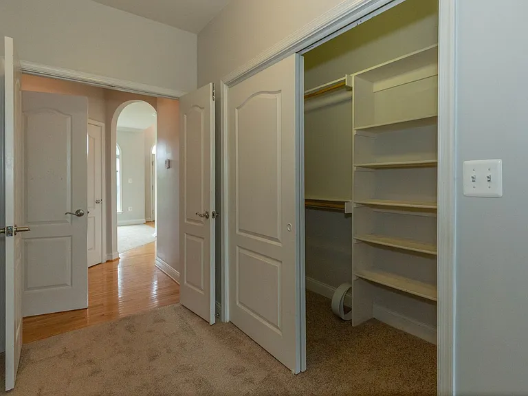391 Sheerer Dr — Photo 17