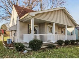 383 Poland Ave, Struthers, OH 44471