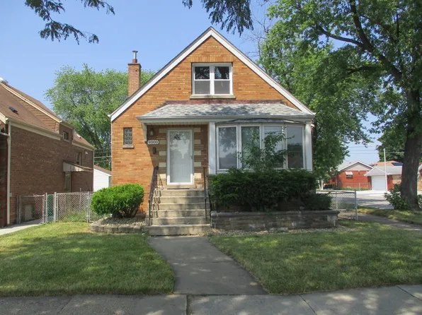 8000 S Whipple St, Chicago, IL 60652