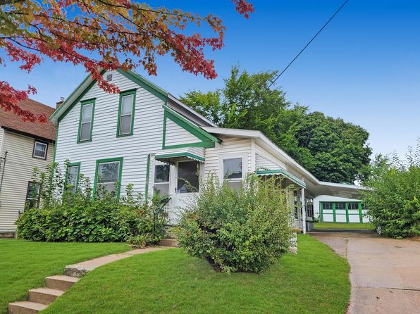 631 Martin Luther King Jr St SE