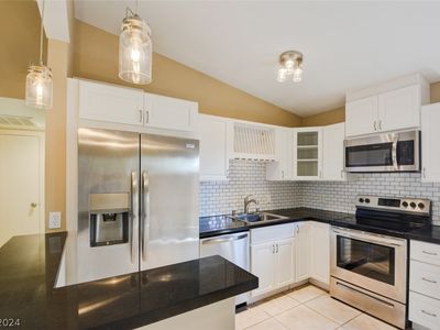 398 Linn Ln, Las Vegas, NV, 89110