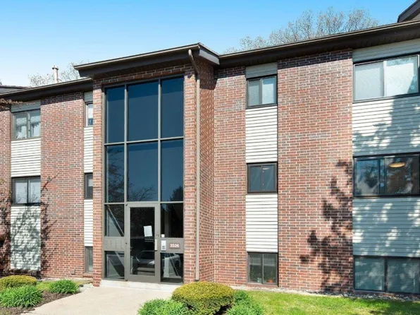 3326 Devonwood Hls NE APT D, Grand Rapids, MI 49525