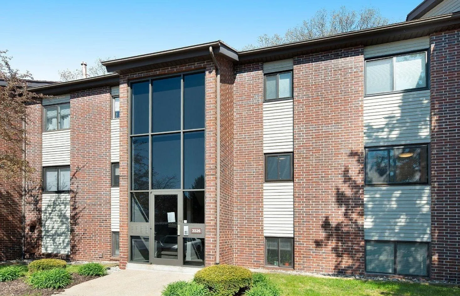 3326 Devonwood Hls NE APT D photo 1