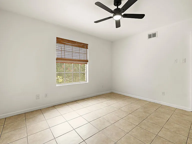 1700 Houston St #202 — Photo 16