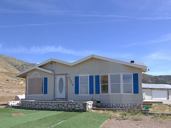 35850 Via Famero Dr, Acton, CA 93510