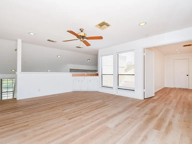 11907 Pepperdine Ln — Photo 18