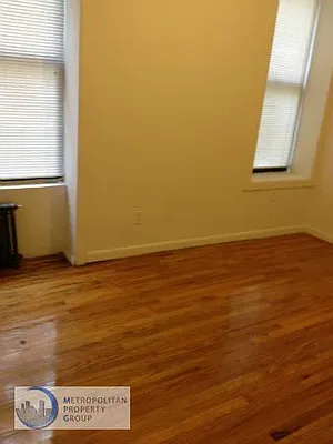 Rented by Metropolitan Property Group | media 7