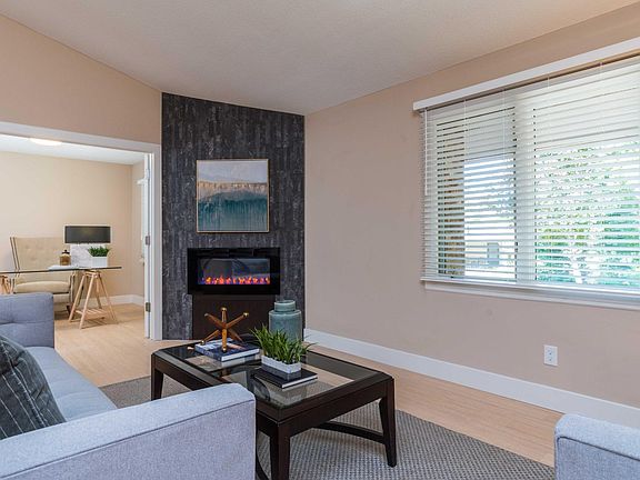 2nd image of 5278 Ximines Ln N
