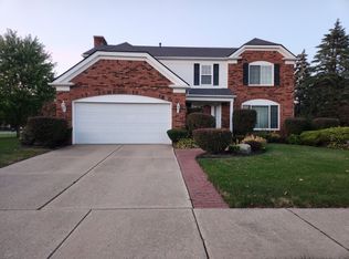 46650 Waddington Rd, Canton, MI 48187