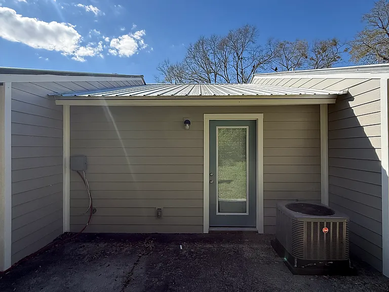 1539 Paul Russell Rd #E5 — Photo 9
