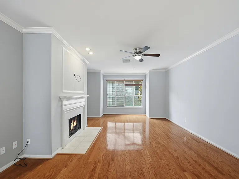 2913 Crawford St #B — Photo 29