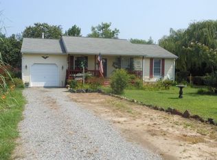 13045 Richmond Rd, Warsaw, VA 22572
