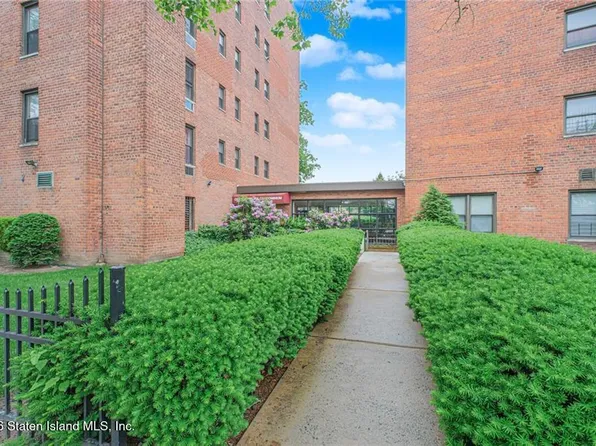 100 Colfax Ave APT 6Z, Staten Island, NY 10306