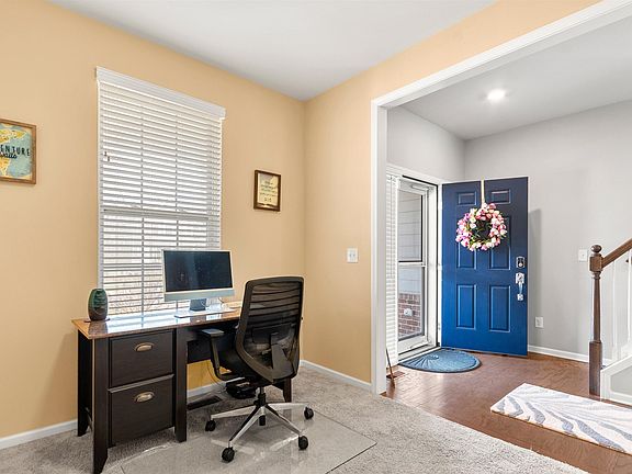 5th image of 2136 Wiltshire Dr