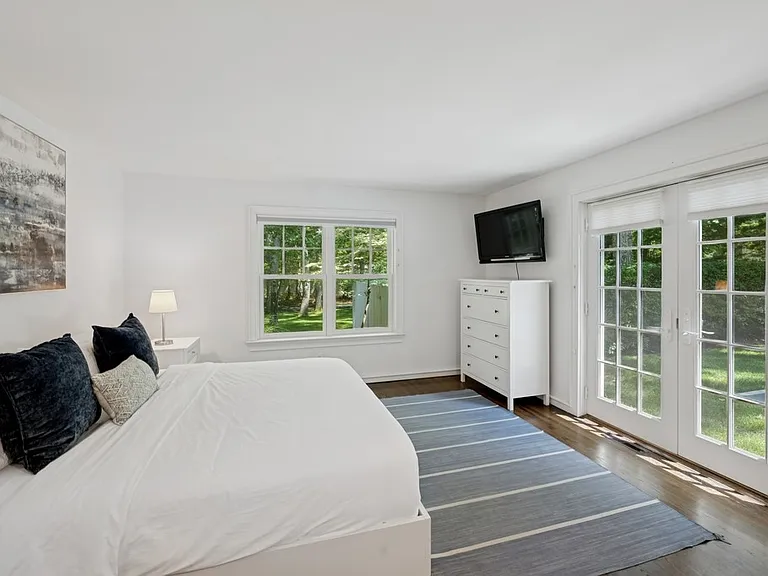 71 Cove Hollow Rd — Photo 16