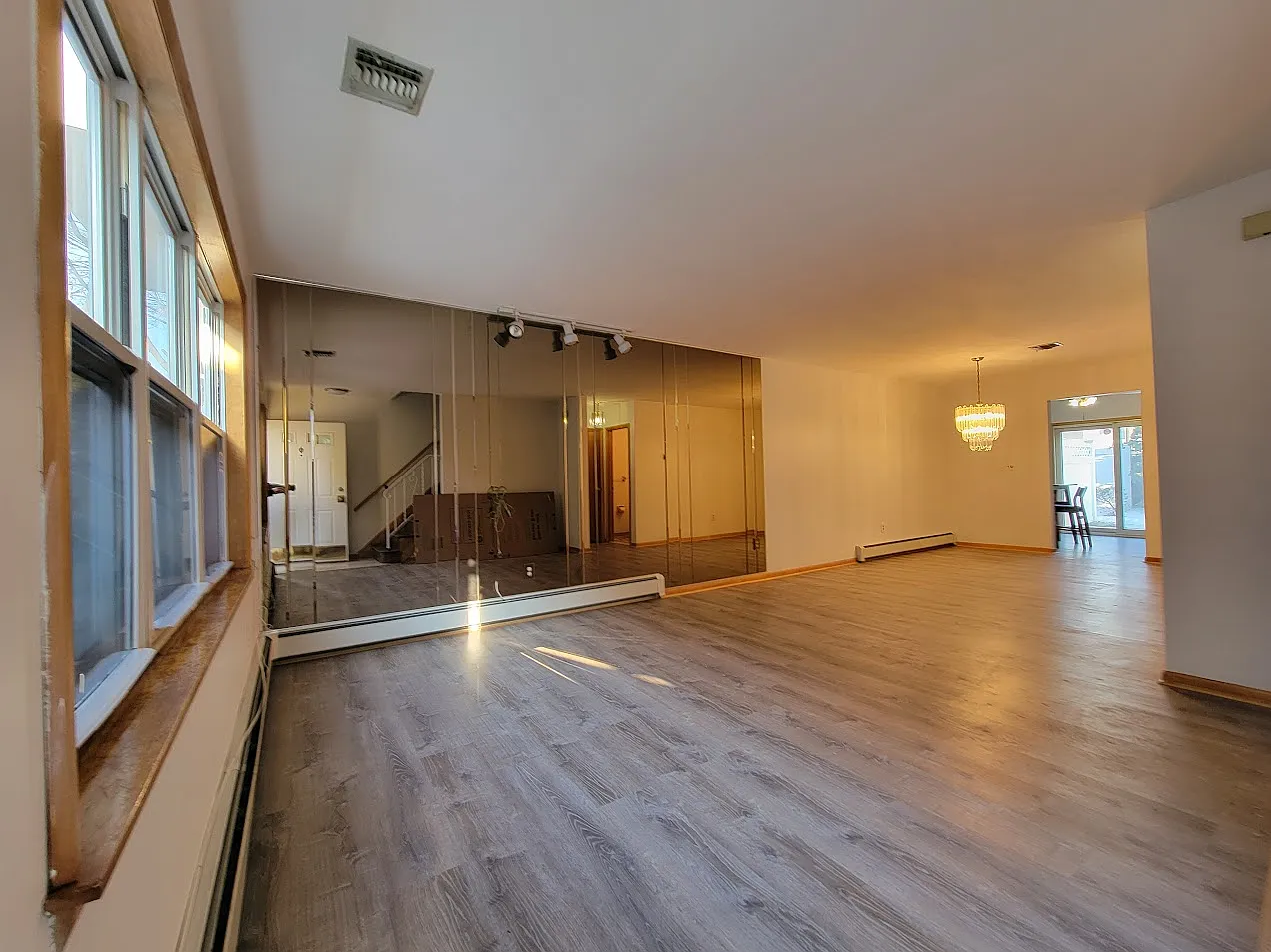 2 bed, 1440 sqft, $2,900 — Photo 3