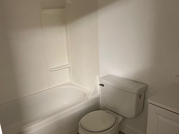 4th image of 8790 Van Nuys Blvd #7
