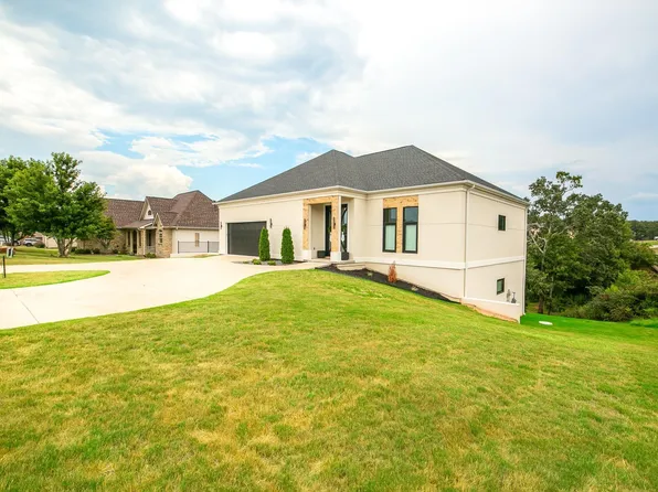 601 Greystone Blvd, Cabot, AR 72023