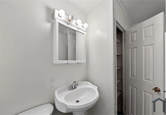 4225 Otis Dr — Photo 11