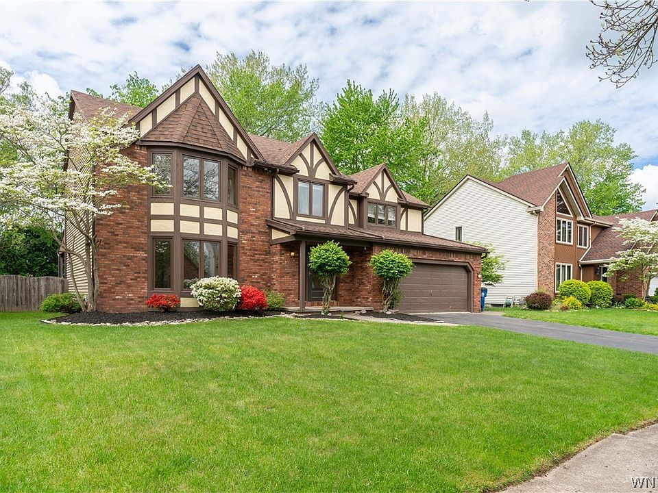 1st image of 73 Beachridge Dr