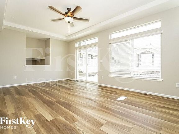 5th image of 21847 E 44th Pl