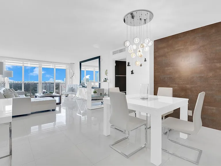 3140 S Ocean Dr #1211 — Photo 1