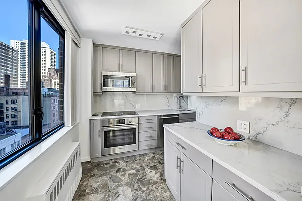 Sold by Corcoran | media 4
