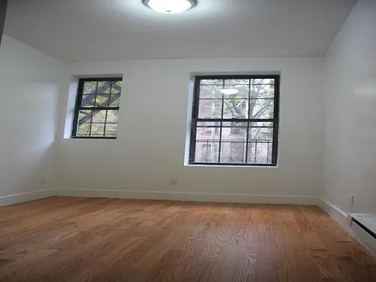 Rented by Lang Realty LLC | media 52