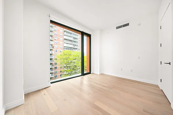 Rented by Nooklyn NYC LLC | media 61