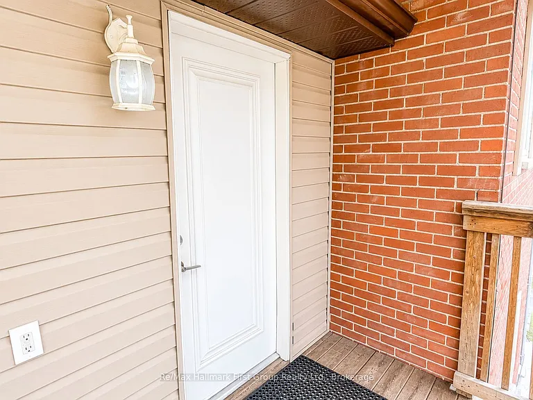 509 Parnell St #UPPER — Photo 5