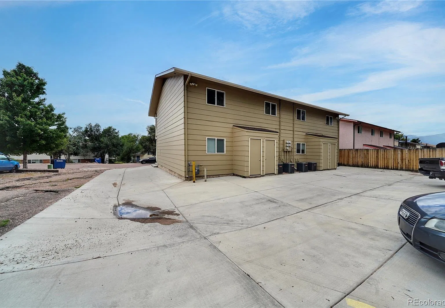 2 bed, 1.0 bath, 796 sqft, $1,495 — Photo 3