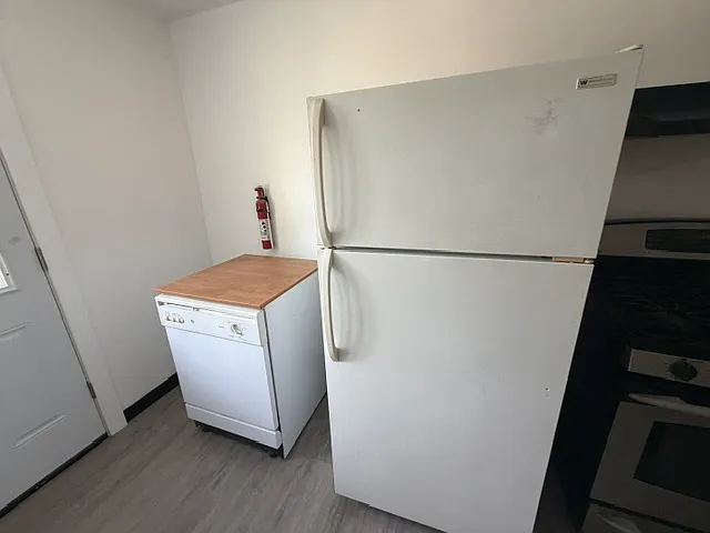 1465 W 7th Ave #D — Photo 10