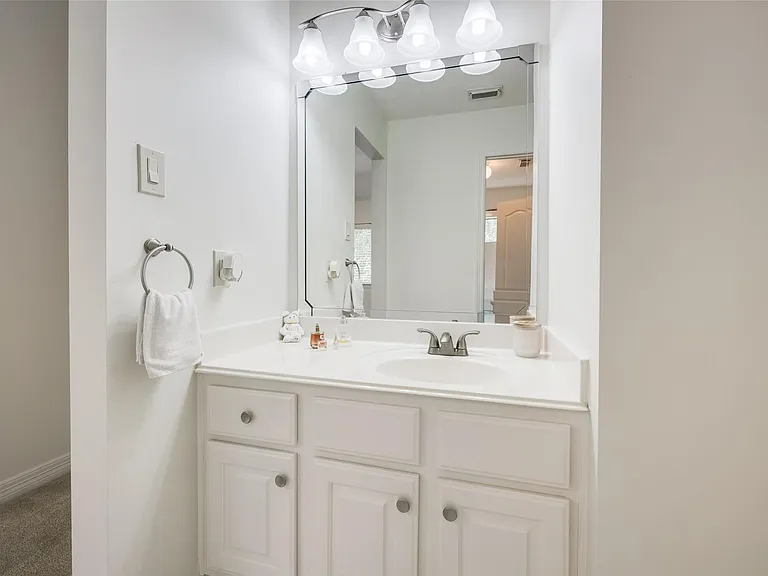 5710 Cielio Bay Ct — Photo 45