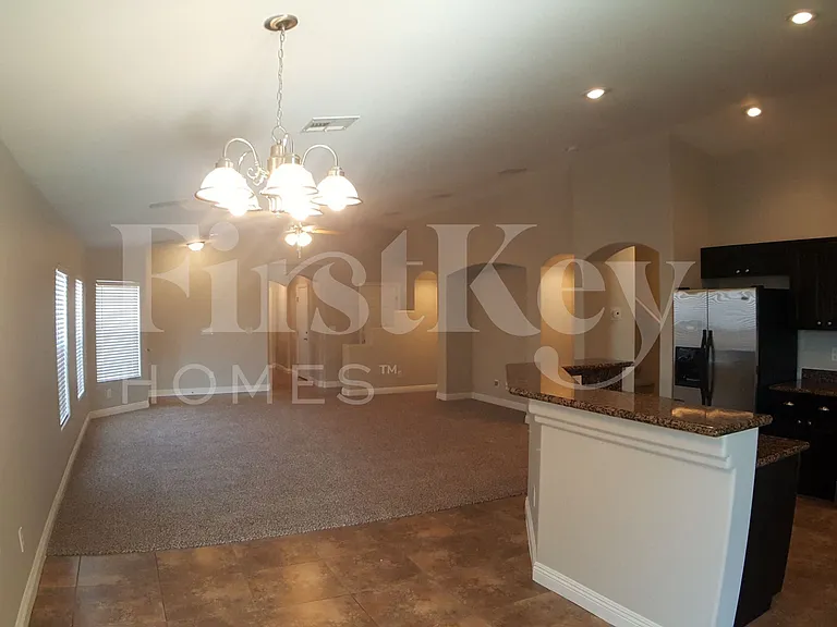 5728 Hornbrook St — Photo 5