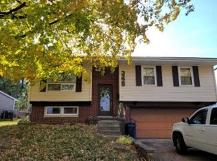 3225 Dove Dr, Decatur, IL 62526