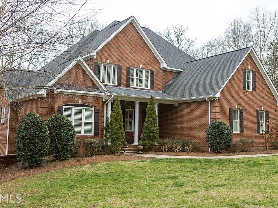 1st image of 280 Ravenwood Dr SE