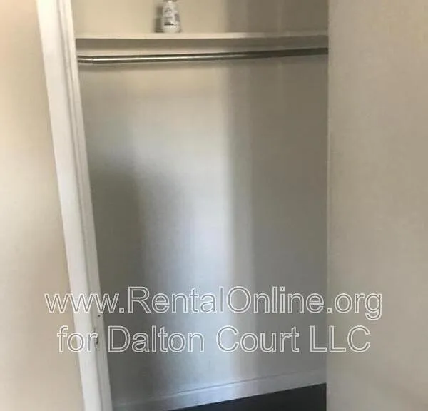 5302 Milner Rd #3 — Photo 6