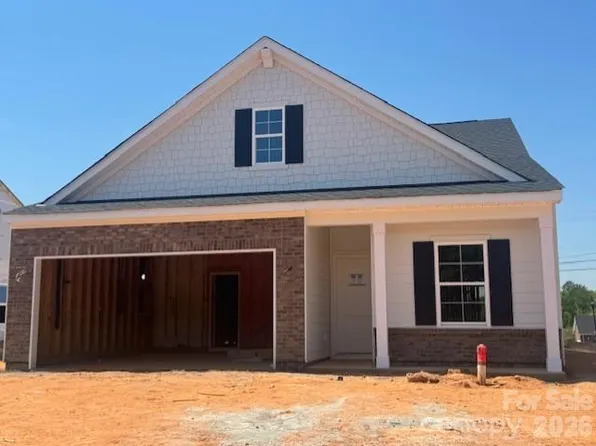 207 Rodeo Dr, Shelby, NC 28150