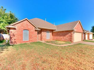 3905 Ashley Ter, Yukon, OK 73099