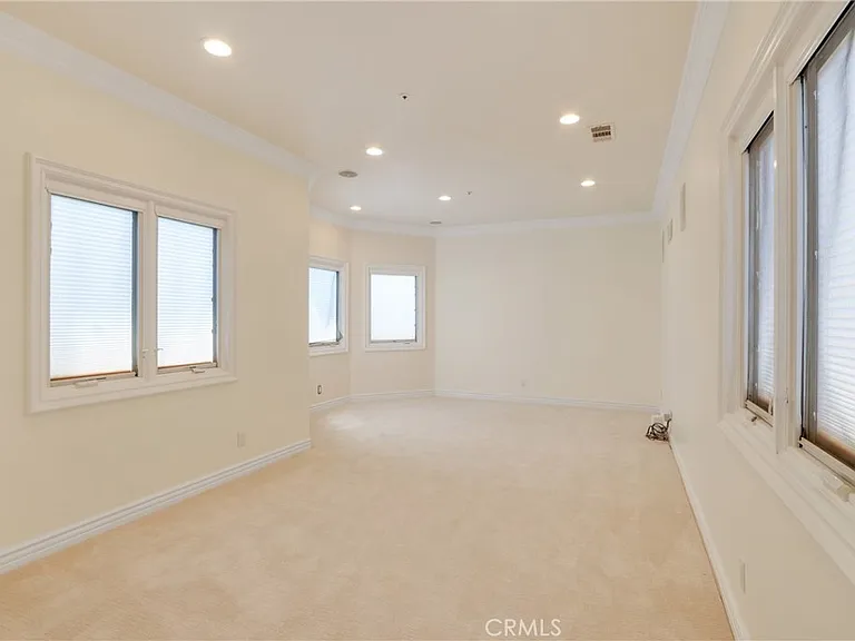 27801 Golden Ridge Ln — Photo 47