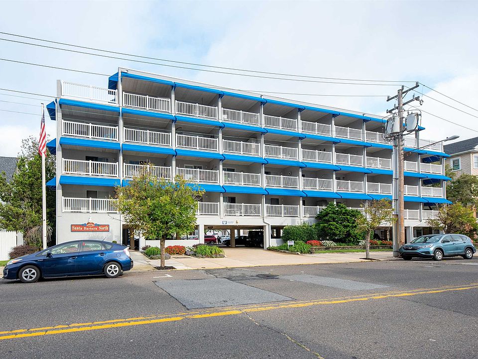 1st image of 938 Wesley Ave #302