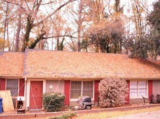 2710 Riverview Rd, Macon, GA 31204