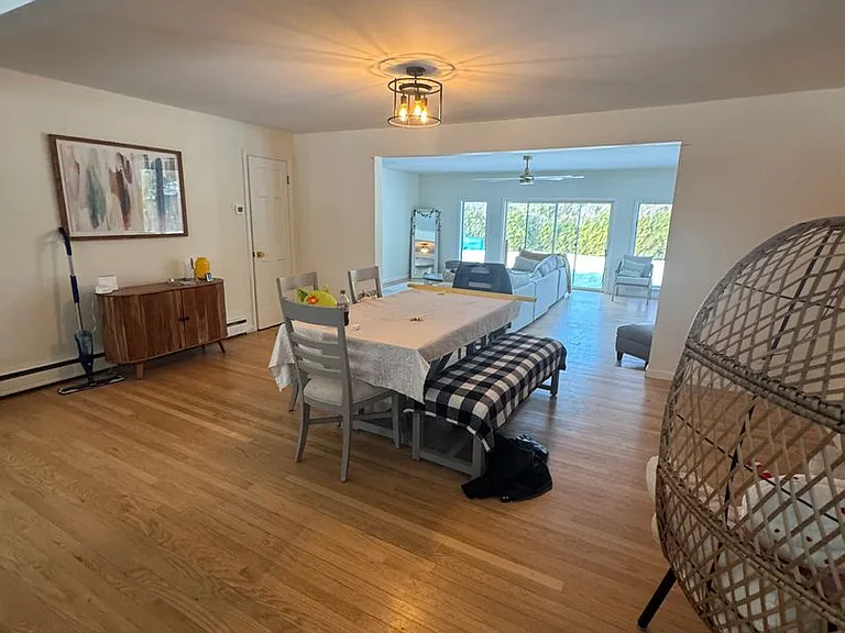 6317 Pleasant Dr — Photo 7