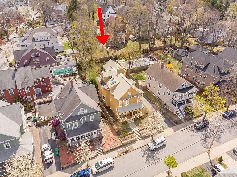 52 Hillsdale Rd — Photo 3