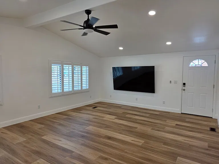 2382 Castle Rock Cir — Photo 4