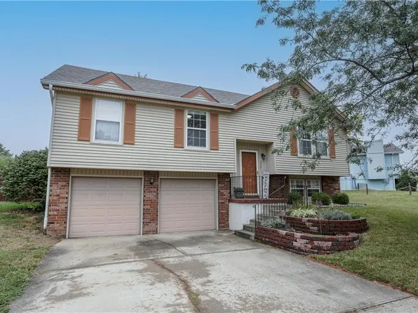 3421 S Shrank Ct, Independence, MO 64055