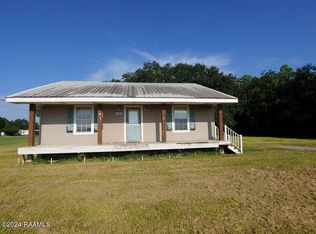 10904 Cabrol Rd, Abbeville, LA 70510