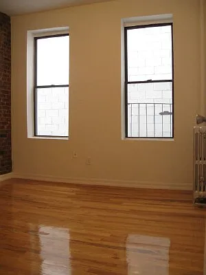 Rented by Tower Brokerage | media 33