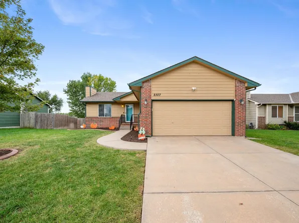 2307 S Upland Hills St, Wichita, KS 67235