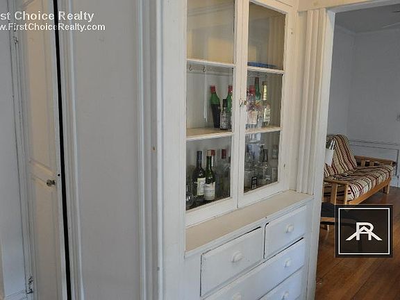 5th image of 96 Strathmore Rd #4